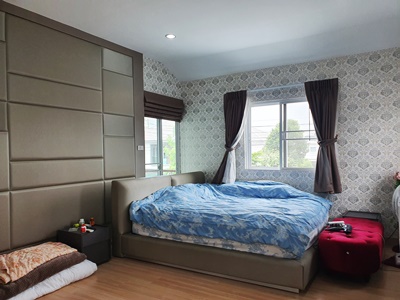 บ้านเดี่ยว สยามเนเชอรัลโฮม ถนนพระรามสอง  พันท้ายนรสิงห์ สมุทรสาคร 85 ตร.วา ราคา 6.5 ล้าน   ใกล้จุดขึ้นลงทางด่วน, ใกล้ถนนใหญ่/ทางหลวง ใกล้ทะลบางขุนเทียน ศาลพันท