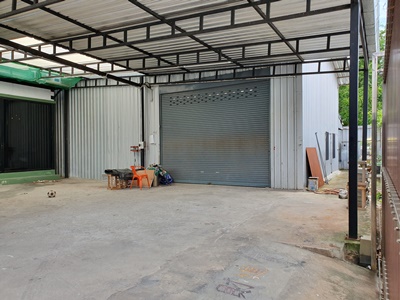 ให้เช่า โรงงาน โกดัง +สำนักงาน 3 ชั้น 134 ตรว  ถ.พระรามเก้า  ซอย 57/1   ใกล้เซ็นทรัลพระราม 9 ห้างTheNine ถนนใหญ่ จอดรถ 8 คัน 