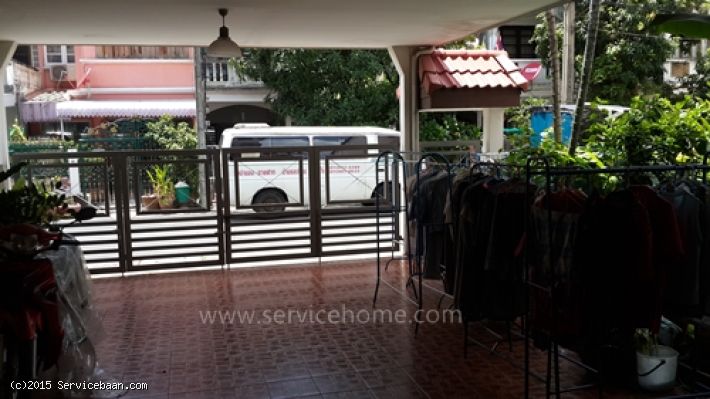 ทาวน์เฮ้าส์ 3ชั้น ม.ธนะธานี-สุขใจ เข้าออกได้หลายทาง ซ.รามอินทรา ใกล้ทางด่วนเอกมัย-รามอินทรา N.0016-3 ซ.รามอินทรา รามอินทรา , กรุงเทพมหานคร