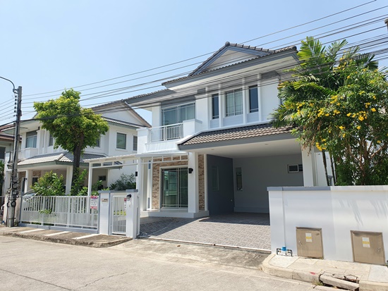 มัณฑนา วงแหวน – เทพารักษ์ เนื้อที่ 54 ตรว.ราคา 5.4 ล้าน  โครงการติดถนนใหญ่เทพารักษ์ ใกล้ทางขึ้น วงแหวนด่านเทพารักษ์ เพียง 1.4 กม. ใกล้ทางด่วนบางนา-ตราด, ทางด่วนบูรพา